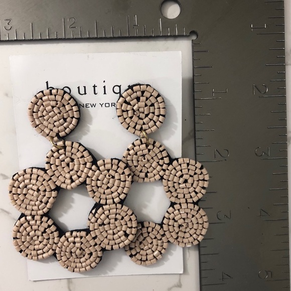 NWT  Lt. Blush Statement Earrings - Picture 2 of 2